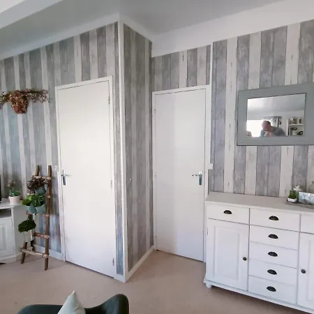 Chalet-dordogne B10 Chateau Le Verdoyer - Champs Romain, Dordogne Alpesi faház *